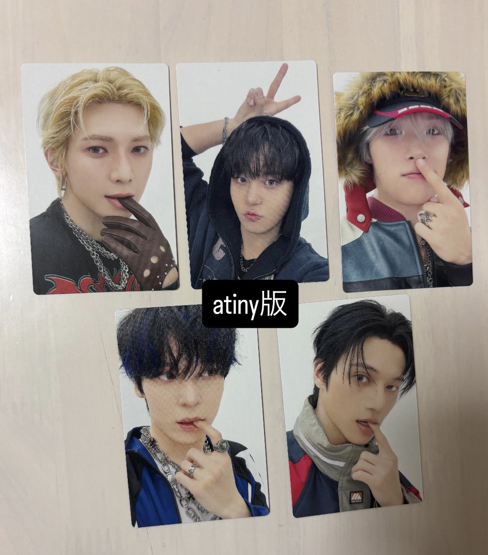 tjj__27's tweet photo. ATEEZ BAD Japanese Ver  封入 特典 トレカ 交換

譲 ユノ ヨサン サン ミンギ ウヨン ジョンホ

求 同種ホンジュン ソンファ
3形態のトレカは何でも求めております。

ペンミ全日程 or 郵送にての交換
お心当たりのある方、お気軽にリプまたはDMまでお願い致します🙇‍♀️ https://t.co/jnhTzwhAHa