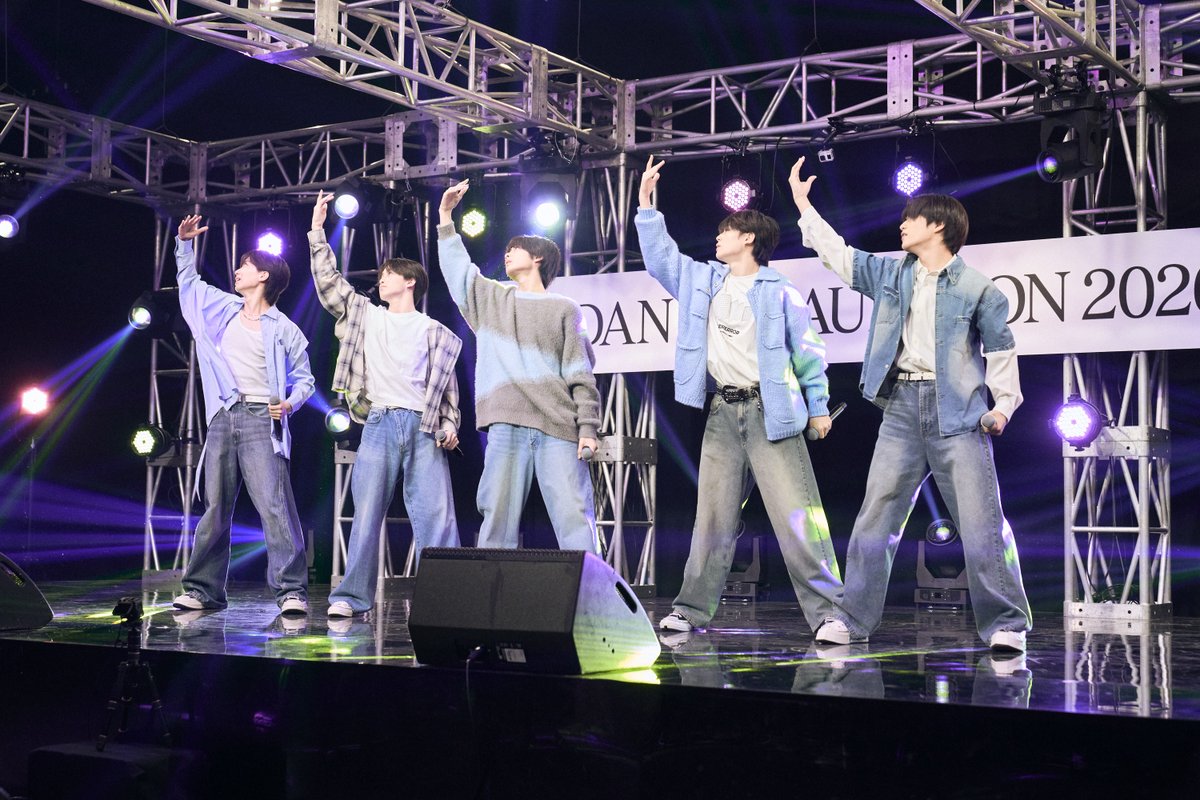 oricon's tweet photo. EBiDAN新グループオーディション合格者発表へ
最終審査＆グループ名と初お披露目の場解禁
⠀
超特急、M!LKらに続け❗
ももクロ佐々木彩夏、超特急ユーキら見守る
https://t.co/da5sMyOJTu
⠀
30日放送『DAN! DAN! EBiDAN!』 https://t.co/fzdDG1gSE9