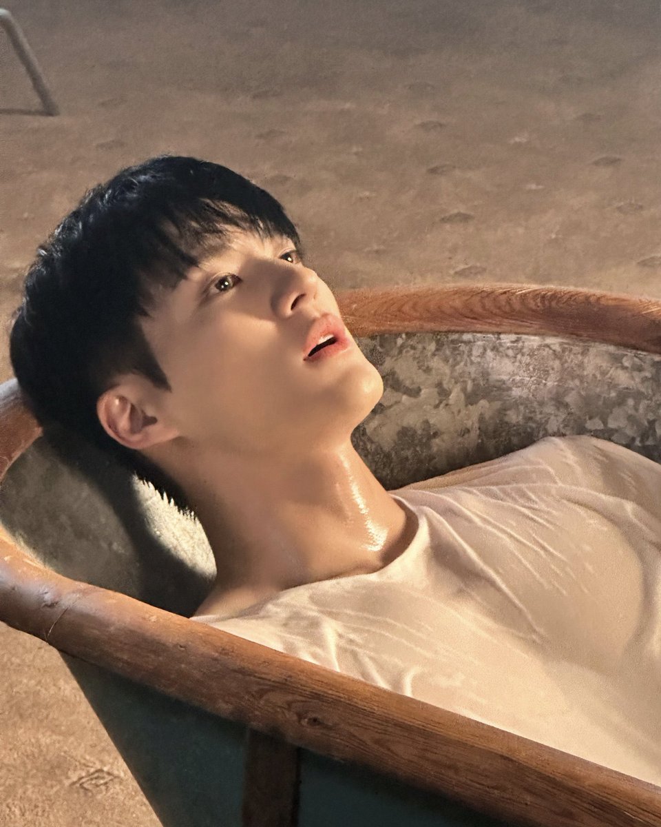 멩⁶⁵ tweet media