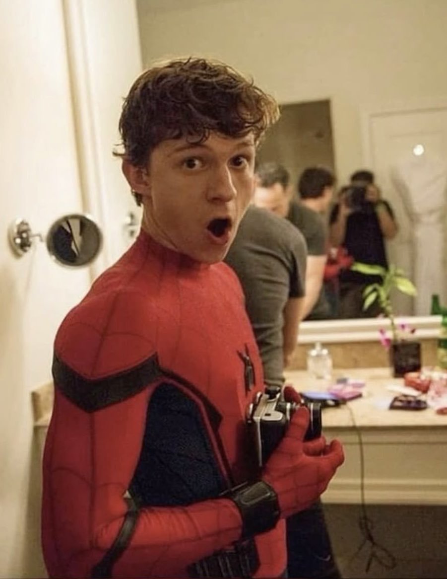moovsny's tweet photo. MY BELOVED SPIDEY, YOU WILL ALWAYS BE SO FAMOUS https://t.co/PGOssCt5f3