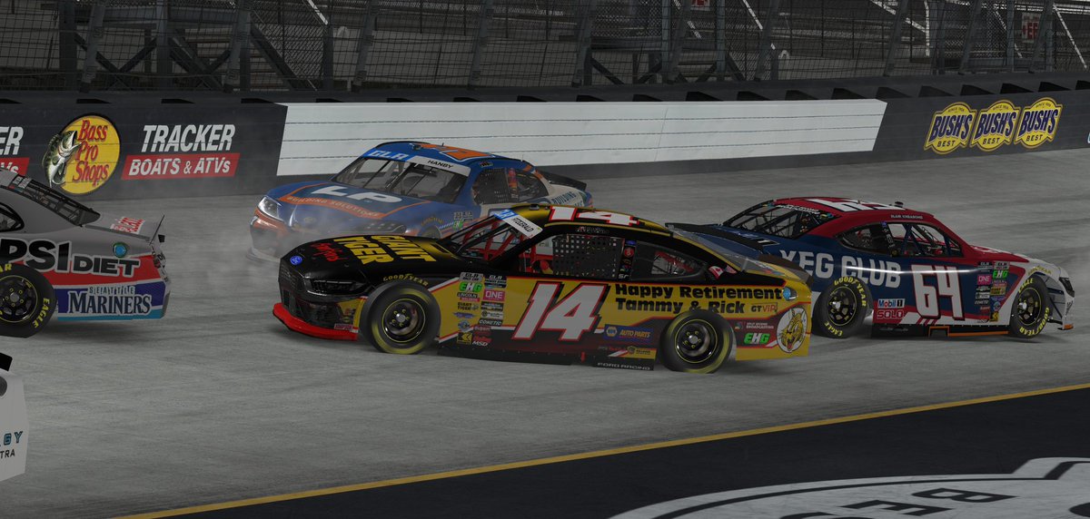 RacingSpectrum tweet picture
