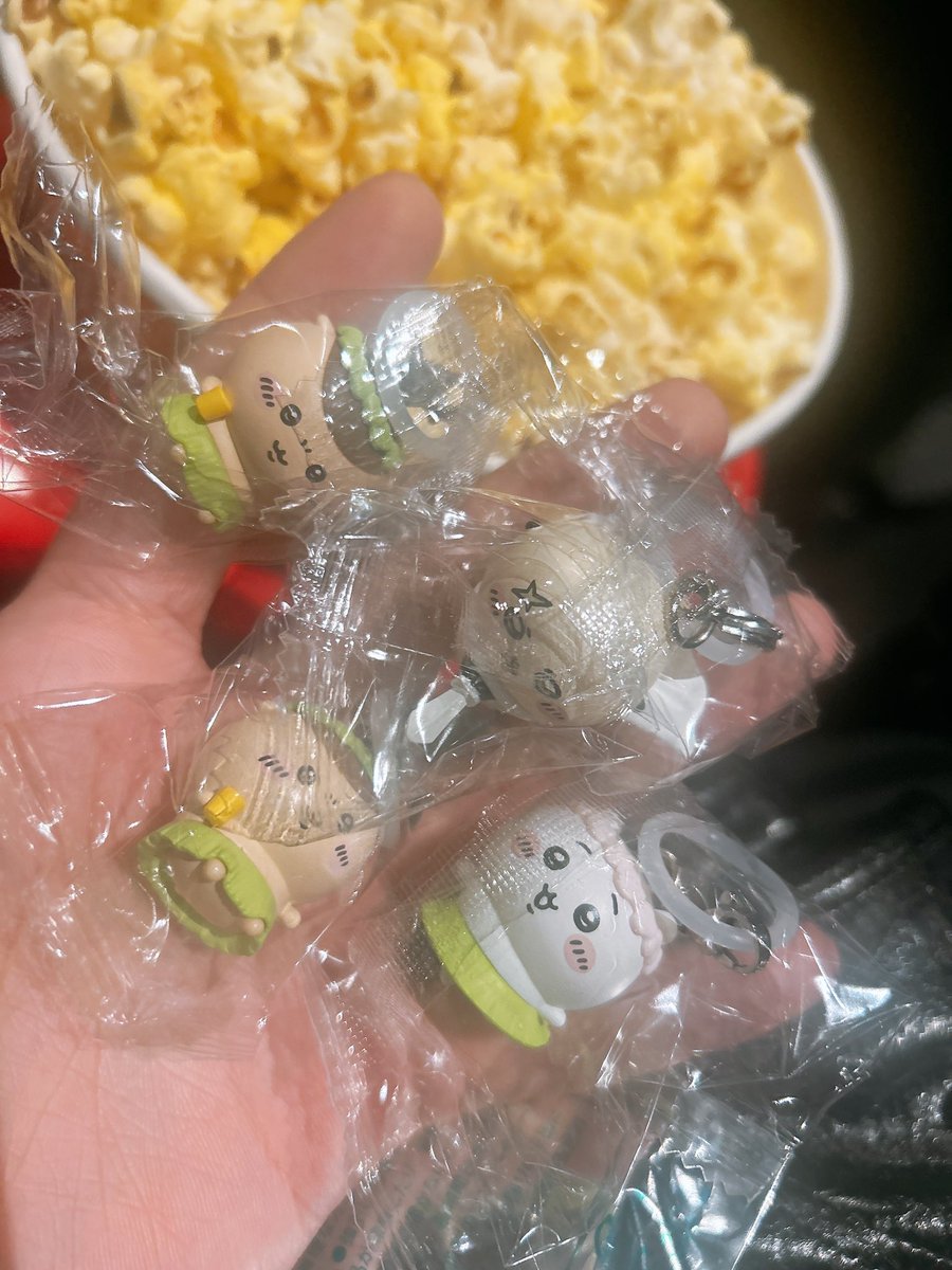 aaakamo's tweet photo. 映画ちいかわ https://t.co/lPTODDFbD7