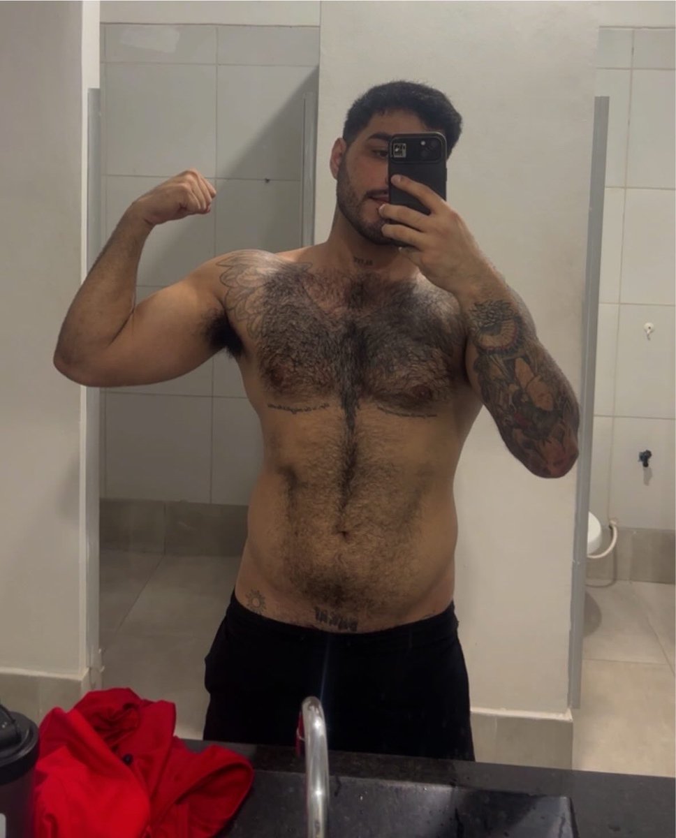 oliver_brun_'s tweet photo. Consegui recuperar 2kg vamo pra luta https://t.co/VQYhC62n79