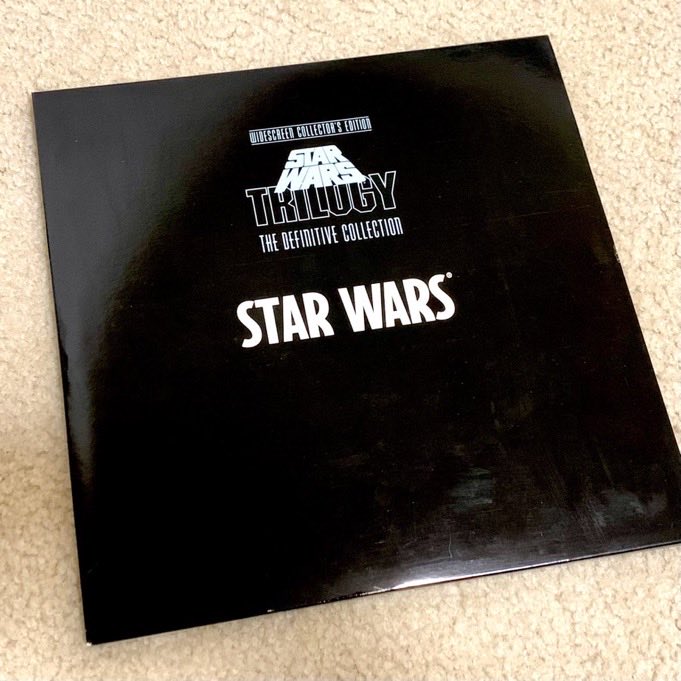 RetroToyReview's tweet photo. @matthewhenzel When the first one was just called Star Wars. #LaserDisc https://t.co/bb5ClttWMq