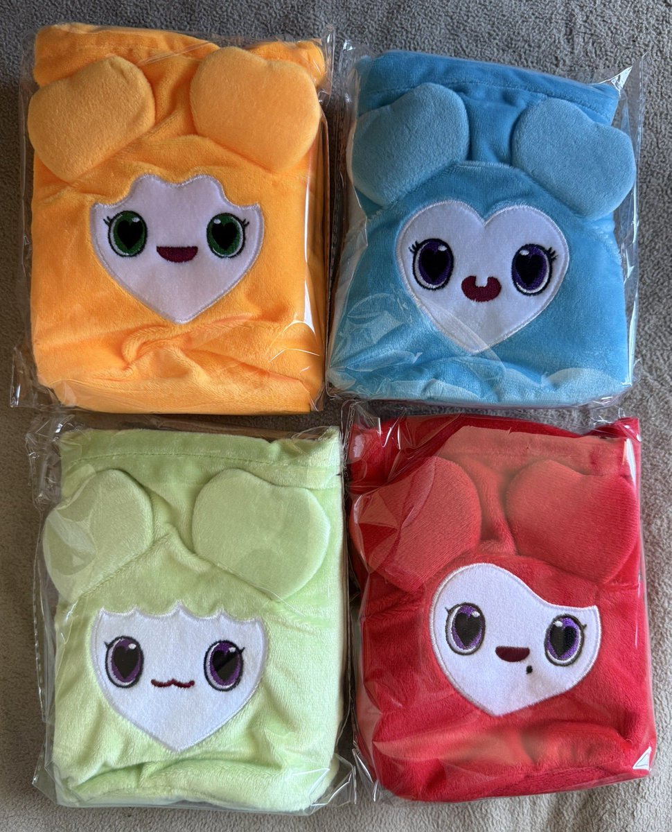 hs_stkp's tweet photo. TWICE しまむら 交換

巾着　

【譲】ナヨン、ジョンヨン、ジヒョ、チェヨン

【求】ダヒョンorモモ

郵送での交換希望です。

交換可能な方リプお待ちしております🙇‍♀️
よろしくお願いします！

#TWICE交換 https://t.co/amJZQGQrc3
