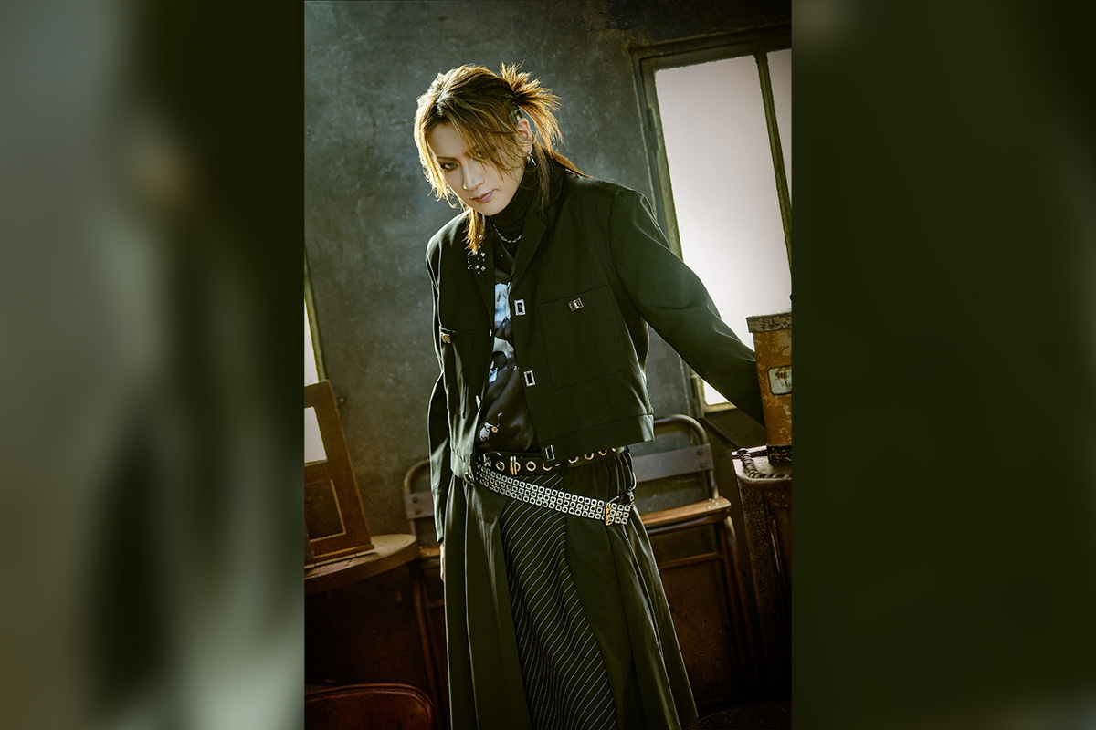 VisualMusicJP's tweet photo. ⩺ [INTERVIEW] 
•—————————•
< IKUO | SLAPPIN’ DAZE >

Over 30 years in the game and IKUO still refuses to coast. We caught up with the artist to talk about his new album SLAPPIN’ DAZE (out today) and the shifting world of slap bass. He also gets real about navigating industry disappointments, and how he keeps his passion from ever feeling like a day job.

☆ Full conversation (link below) ⇓
•—————————• 
🔗https://t.co/S7VDVL5rfC
•—————————•
🪪 @IKUObass190
🏷 #IKUO | #SLAPPINDAZE
📝 @mandahfrenot
📑 @kingrecord_rock