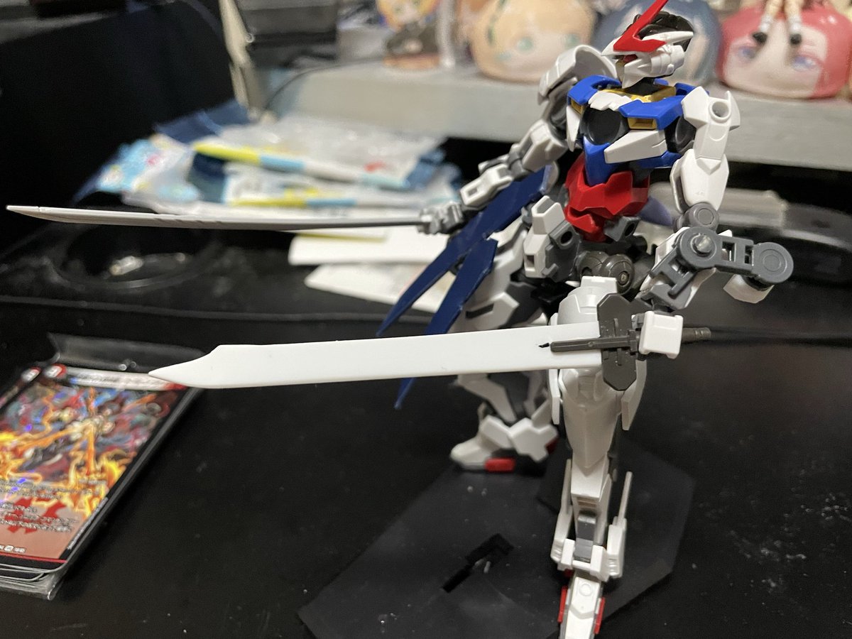 kito9071ganpura's tweet photo. おはようございます！
昼飯食べたら出勤です！
さてアーキタイプ:セラフ用の武器
日本刀と手製のファルシオン
天使がモチーフなので羽と装飾を作っていきたい
サガの方もしっかり完成させたいし
やりたいこと多すぎるんじゃ！
おまけに最近買ったゲームが面白い！ https://t.co/h3jaQ1RHkp