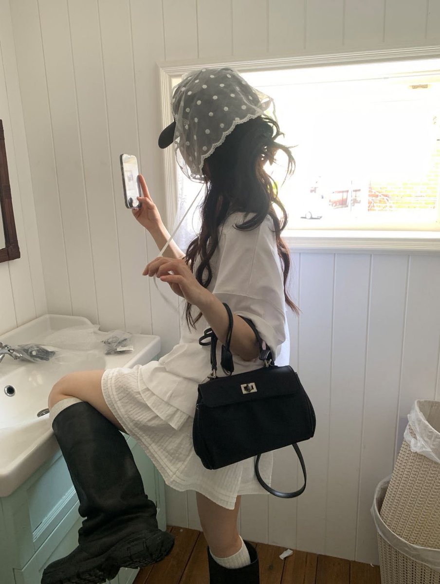 forrr_official's tweet photo. 今年なりたい雰囲気こちらです。 https://t.co/SEXYBYMaJA