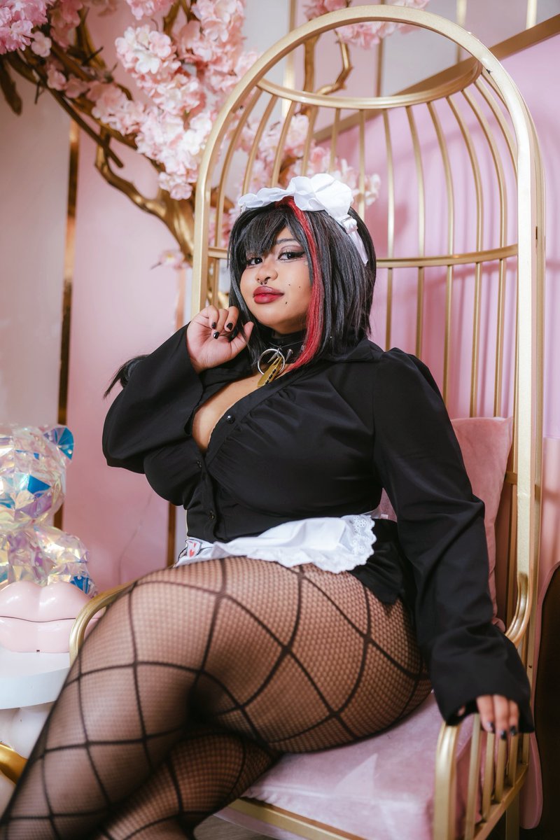 viviennevani11a's tweet photo. do the people want more maid bay >_0

#nikke #GoddessOfVictoryNIKKE #cosplay https://t.co/prLFiadCsl