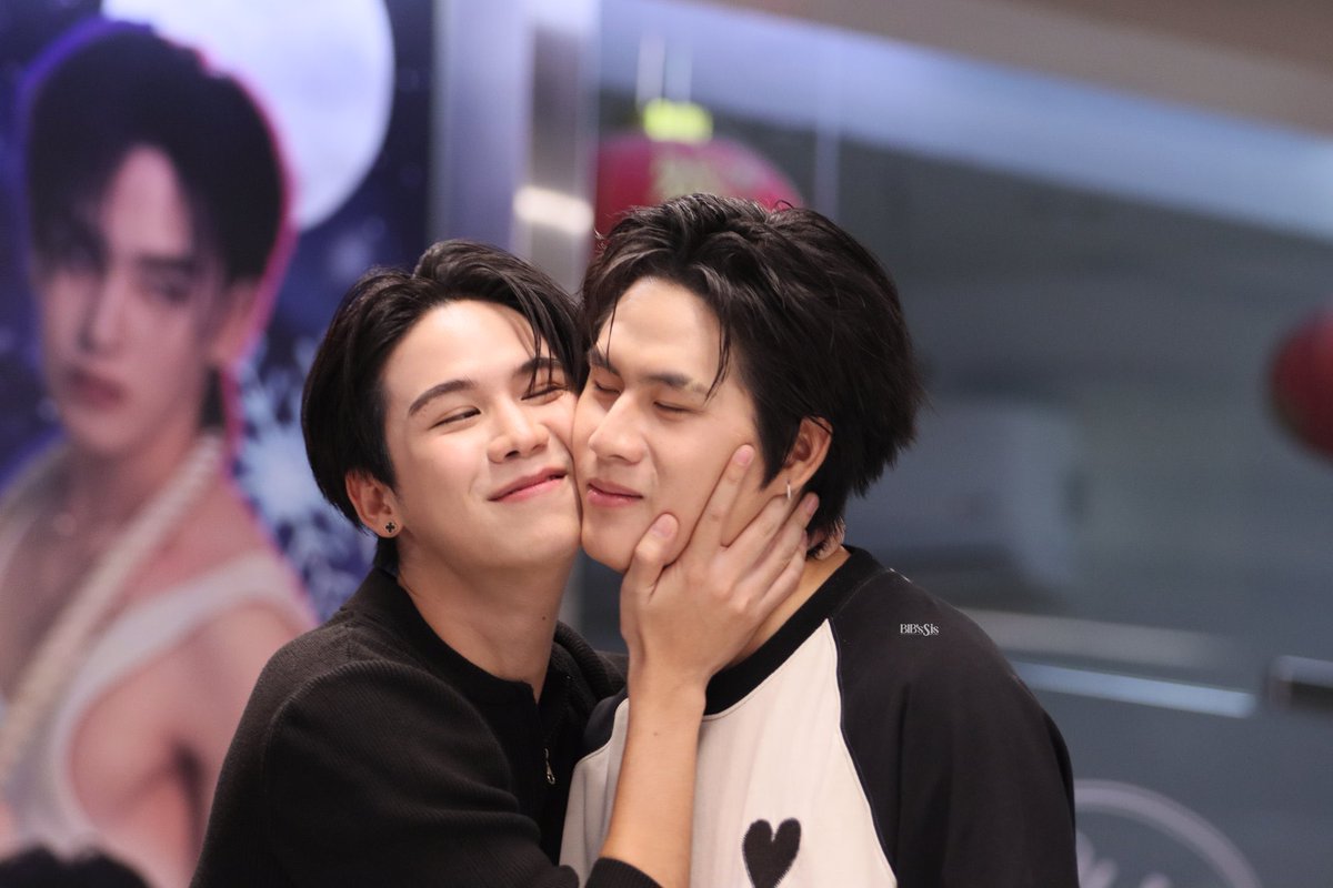 bornthiscoolway's tweet photo. คิดถึงน้องตังที่ชอบบู้บี้แก้มวินนี่
คิดถึงว��นนี่ที่โดนน้องตังบู้บี้แก้ม
คิดถึง #วินนี่สตางค์ #WinnySatang https://t.co/1TV83UD7RZ