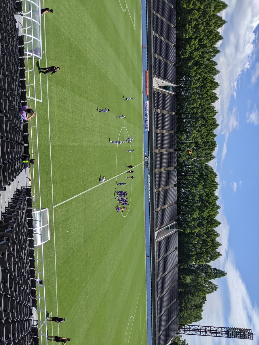 sokotz1's tweet photo. 第52回 全国自治体職員サッカー選手権
決勝
試合終了

藤枝市役所 1-0 藤沢市役所

優勝:　藤枝市役所サッカー部
（37回目・10大会連続） https://t.co/ztpCRgHy7c