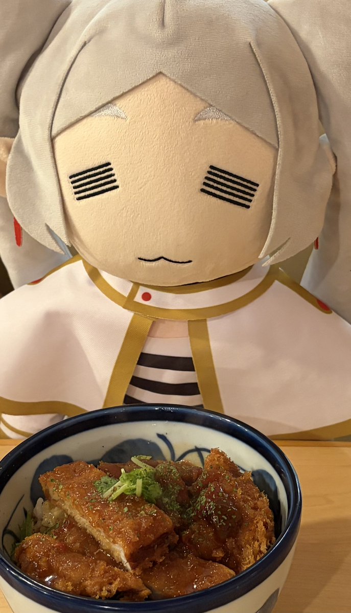 FRIEREN_PR's tweet photo. ごちそうのフリーレン https://t.co/SF9mG9Fner