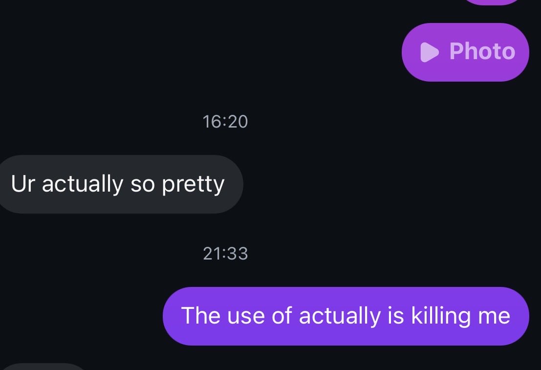 heiroflambs's tweet photo. When ur like kind of quirky and have a big nose men love acting like theyre the first person to find u attractive https://t.co/5HyFnvbnxt
