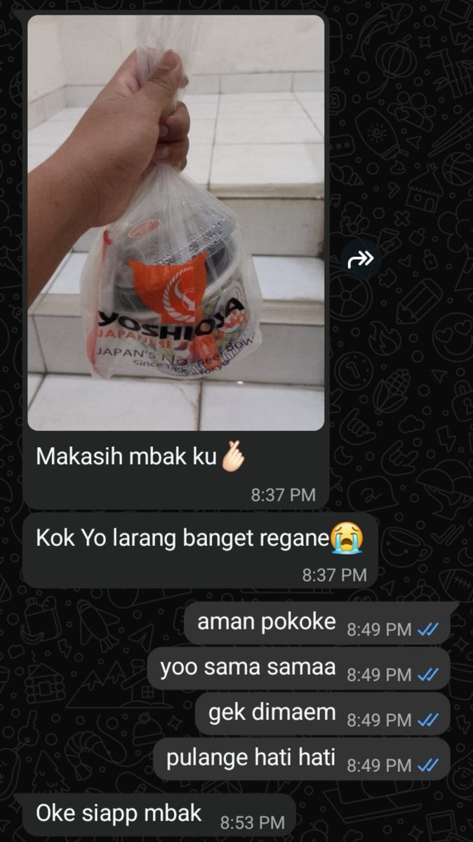 txtdrilangit's tweet photo. since he decided to reach his degree in Solo. ketemu udah jarang bangettt. sehat sehat terus adekk https://t.co/K8ecuHhHd1