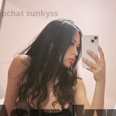 Asunkyssx's tweet photo. #NuevaFotoDePerfil https://t.co/RiPRJ4uiOx