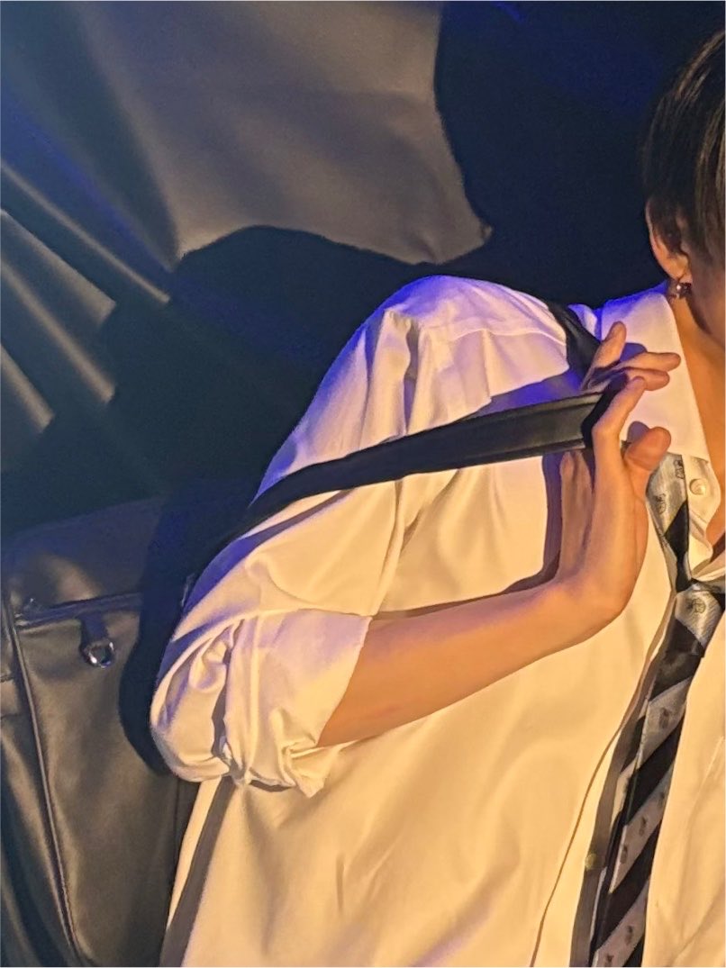 tr_k820's tweet photo. ここね、ココここ(大事)🫵🫵
絶対見ちゃう朝光さんの腕✨ https://t.co/heOQzRXBi8