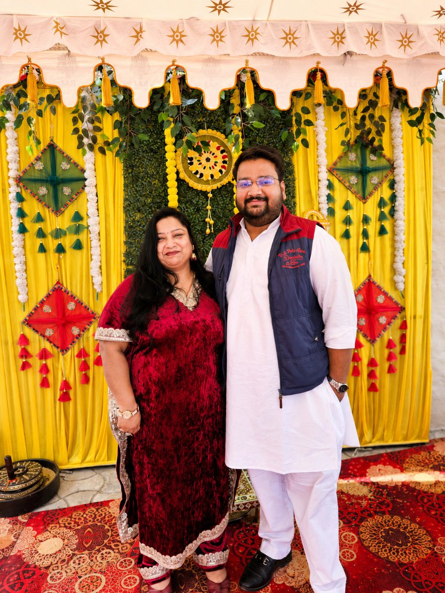 RegalGoyal's tweet photo. Happy Birthday 🎉 Mummy ❤️ @AnuGoya96700297 ❤️ https://t.co/TE4kxEJgLo