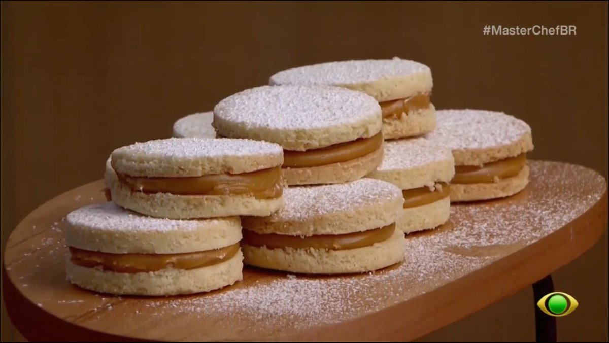 centralreality's tweet photo. Mas é claro que a sobremesa com doce de leite industrializado iria ficar melhor que a com doce de leite artesanal feito em pouco tempo #MasterChefBR https://t.co/jwc6RuCIEF