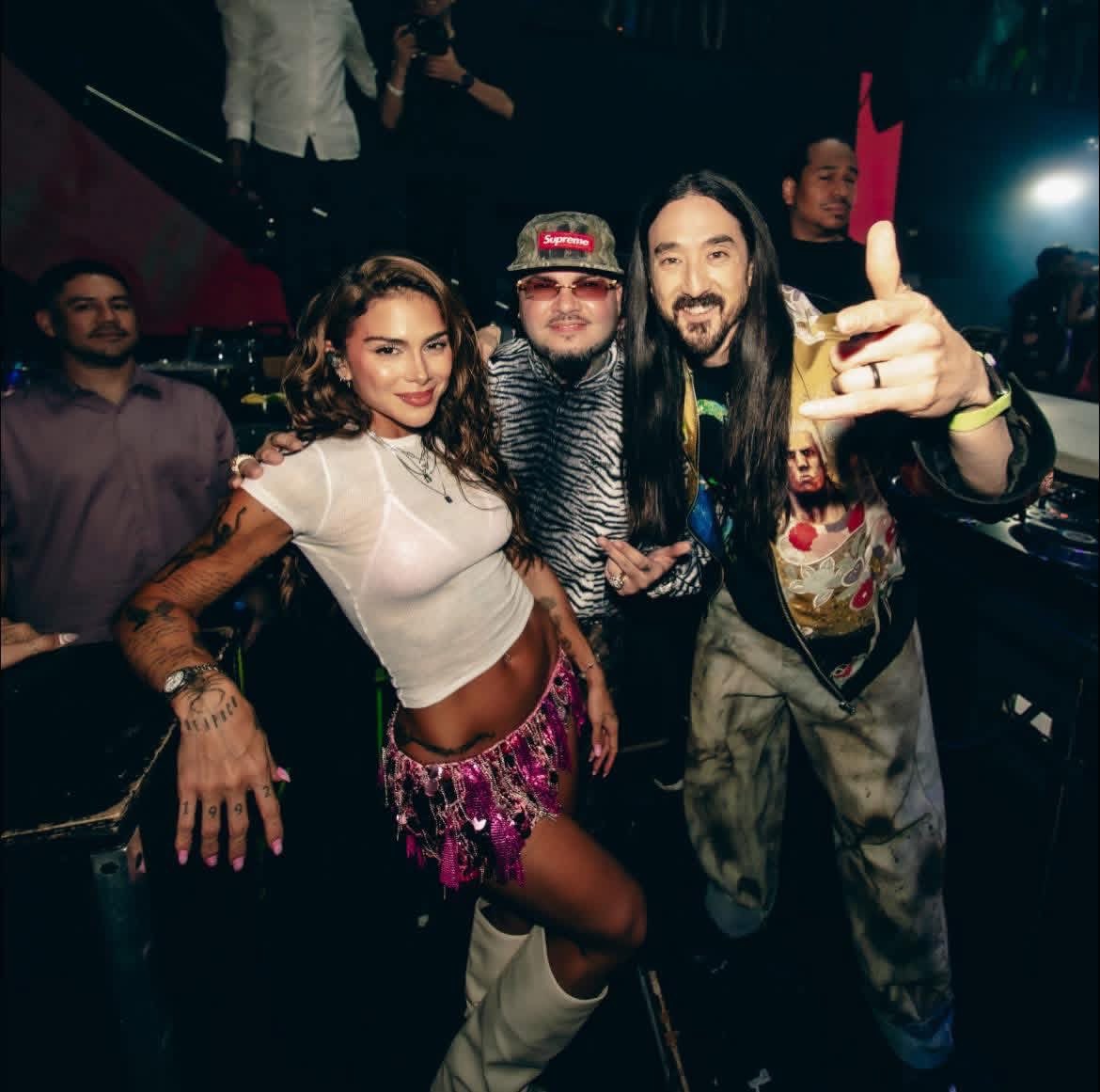 GreeicyAccess's tweet photo. .@Greeicy_Rendon logra su primer #1 en la lista de Billboard, logra tener su mayor pico en “Latin Airplay” (#1) [+5] con “YAPAQUE” junto a @FarrukoOfficial &amp; @SteveAoki https://t.co/jXKcvMYGwM