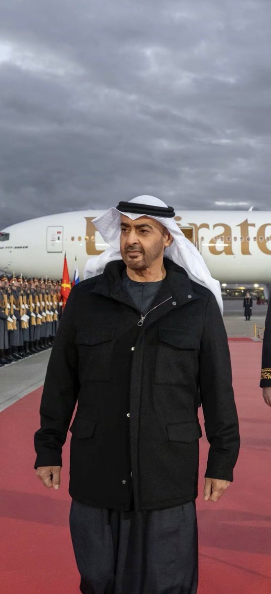 q6uq_'s tweet photo. شوفة بوخالد كفيله انها 
تصنع يوم كل إماراتي 🇦🇪 https://t.co/f33Gt2lCcK