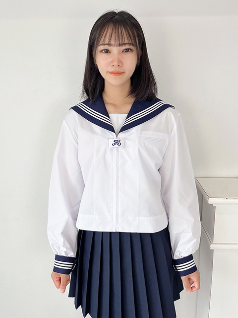 cosrakuten's tweet photo. ★おすすめ★ 
スクールパール春夏長袖セーラー服 
A体140～185
B体155～185/B1・B2

スカーフ止めのロゴがポイント❣️
半袖、冬タイプもございます。
 https://t.co/fHPSB9YJhY #Amebaブログ #アメブロ 
#コスチューム
#コスプレ
#セーラー服
#学生服
#コスメイト
#制服
#大きめサイズ
#スクールウェア https://t.co/2AlGkhg3Zq