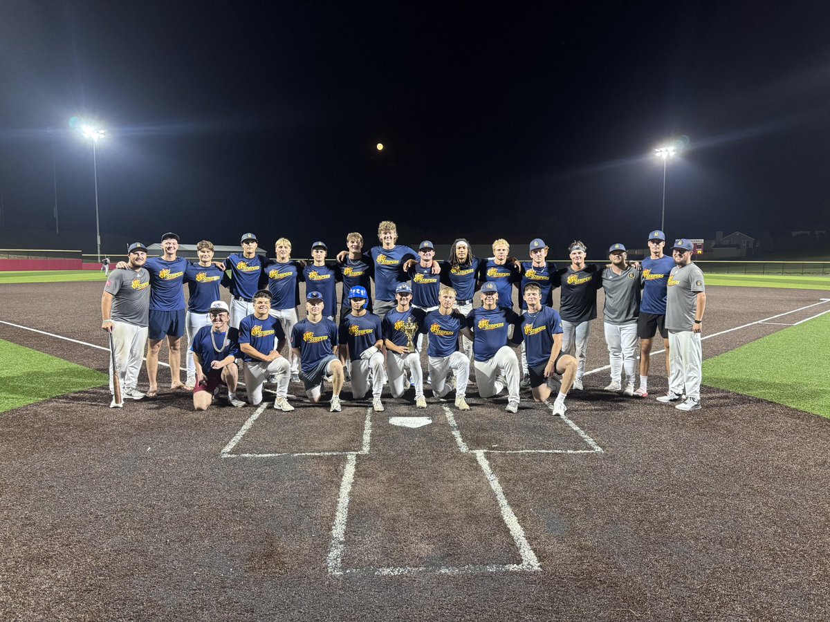 LOU_League's tweet photo. Congratulations to @SgtStripersLOU on winning the inaugural League of the Lou championship‼️

@CoachHunterSTL @sterett_21 @grantanderson27 @Esgarcia1213 https://t.co/zJnJhECGKT