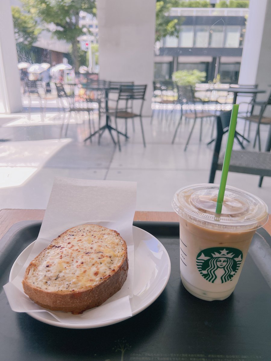 chiechanland's tweet photo. 病院前の朝ごはん(っ ॑꒳ ॑c)ﾏｯﾃﾙ https://t.co/5s2BgZjGvC