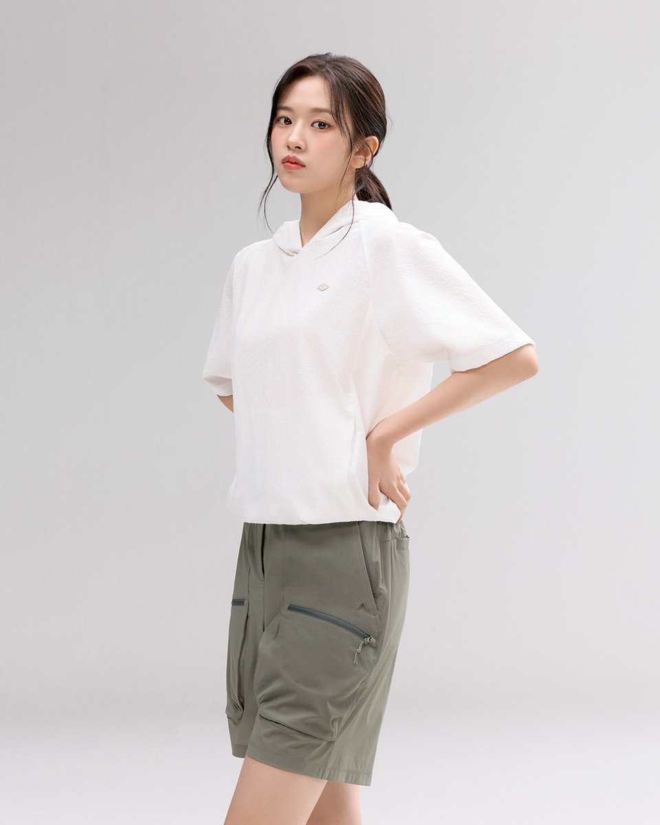 ayjpix's tweet photo. #ANYUJIN for NEPA 26SS COLLECTION https://t.co/dHgUMODerI
