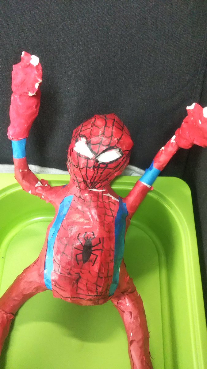 DailyEarth_2026's tweet photo. 小学生の頃に作ったであろう、糞スパイダーマンの写真を発掘した https://t.co/IAtYxvbpOy