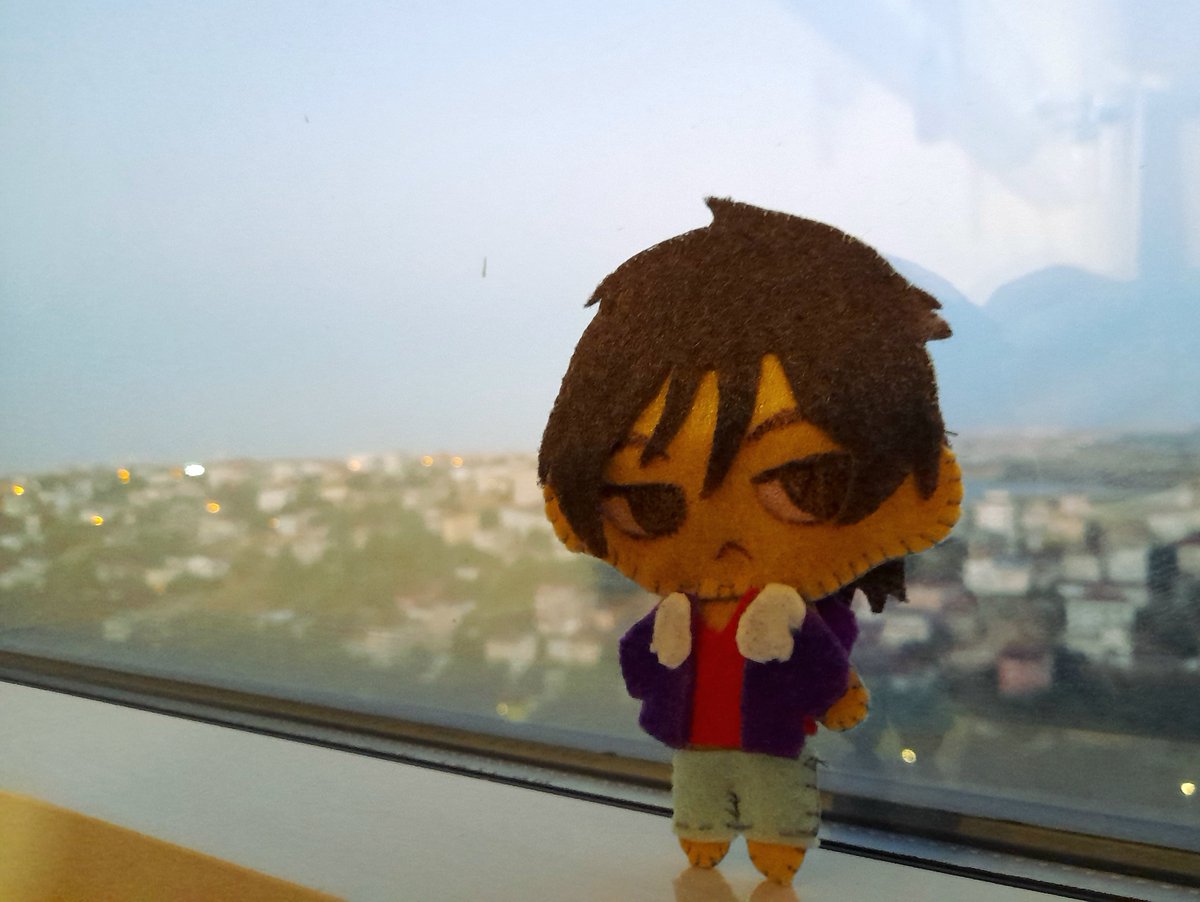 Bluest_CoE's tweet photo. GOOD MORNING we are still in the hospital and the breakfast gets served at 6am...let us sleep more pls💔 https://t.co/gket79LRr3