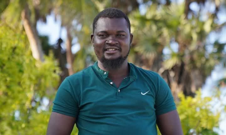 Kimuzi_'s tweet photo. @DCI_Kenya I am just reminding you of your job. Arrest this man responsible for the murder of Albert Ojwang. https://t.co/wxGE2ucjmO