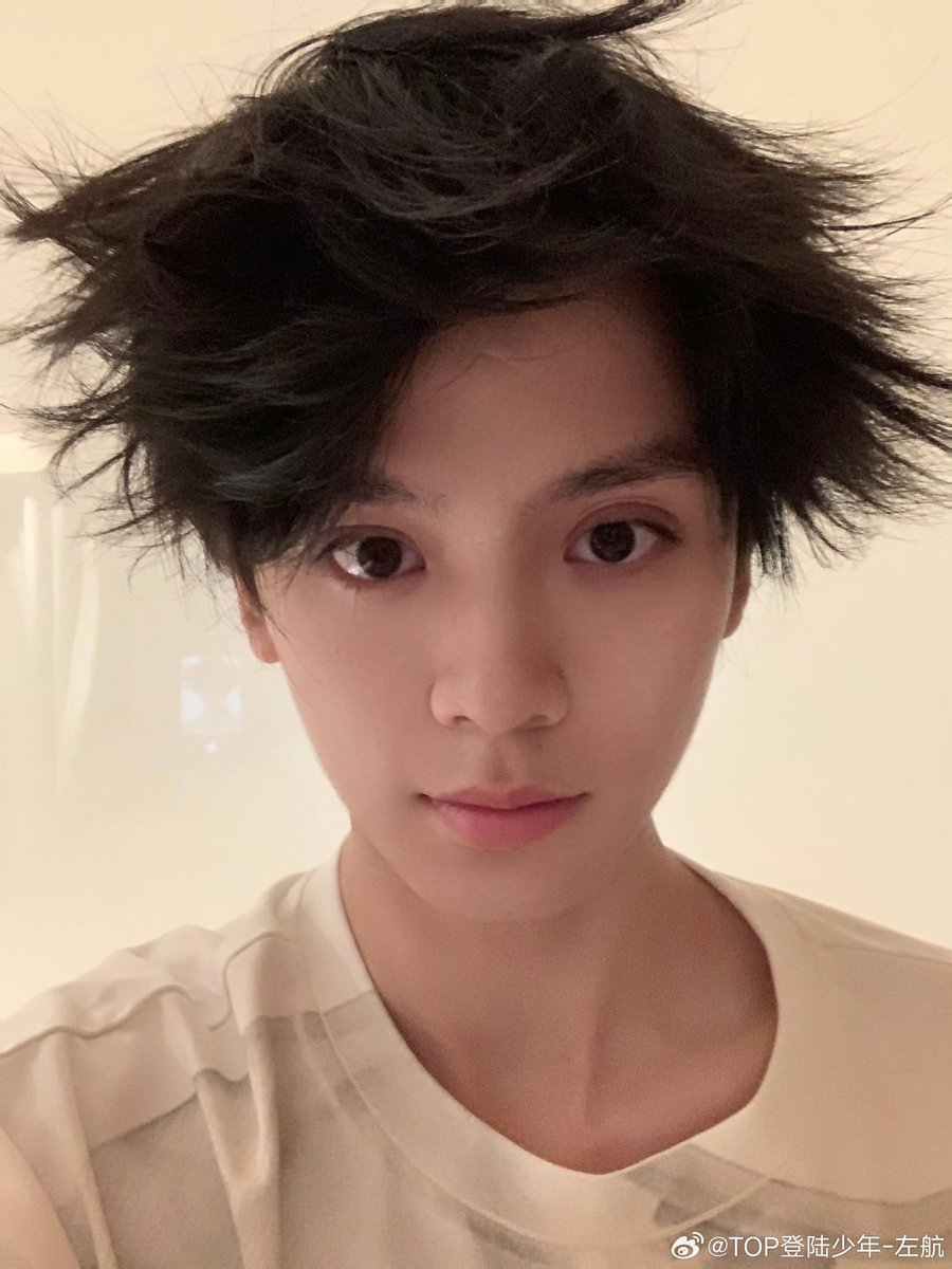 ZUOHANG_TH_'s tweet photo. TOP登陆少年 #左航 Weibo Update!
2026.07.29

เช็กสถานะระบบประจำวัน สถานะวันนี้ : เล่นดนตรีต่อ เต้นกันต่อครับ

#ZuoHang #จั่วหาง #LEFT #加点zuo料
#TOP登陆少年组合 #TransfOrmProject https://t.co/HRCqbEH5Zw