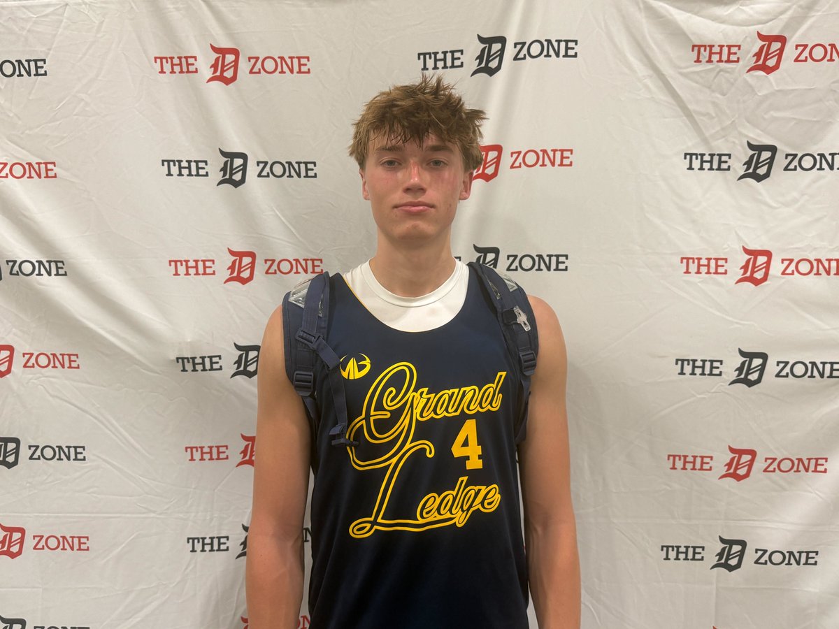 TheDZoneBBall's tweet photo. Grand Ledge 2027 SG/SF Maddox Newburg received a roster spot from Alma

https://t.co/VB1vNhpjYG https://t.co/gQHjRHxYLW