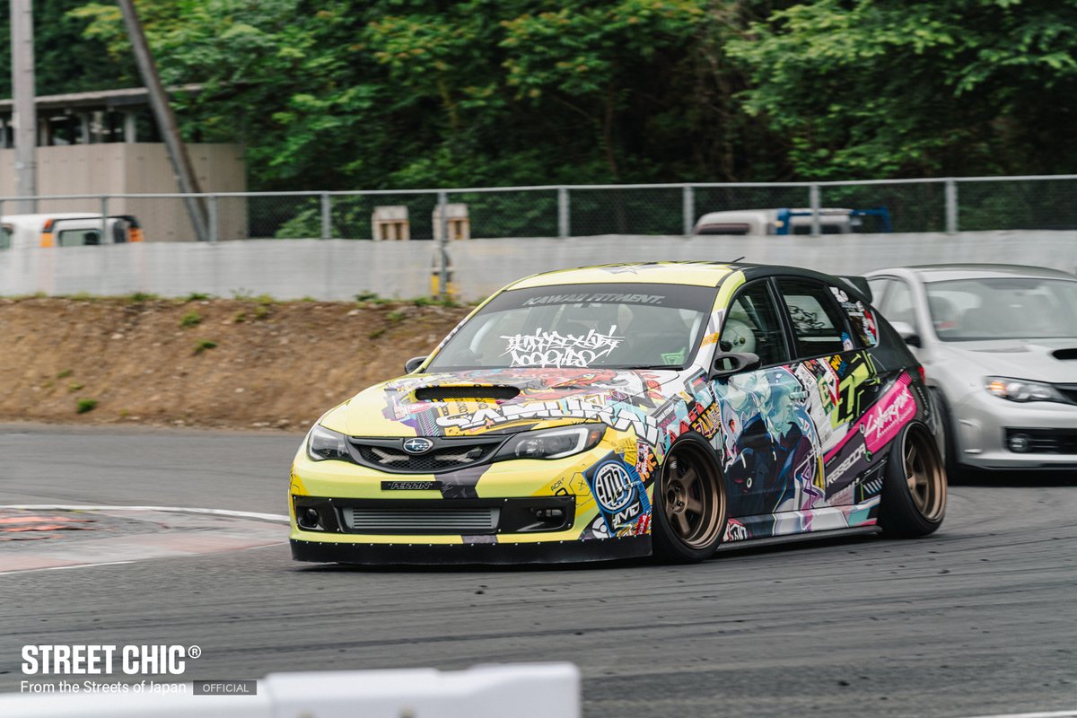 streetchic_jp's tweet photo. LOWSTARS グリップ https://t.co/oDtvcGp6QE