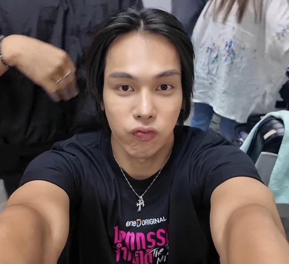 idilacmphine's tweet photo. แล้วรู้ตัวไหมว่าชอบพองแก้ม น่ารัก https://t.co/6oEzk8u4b7