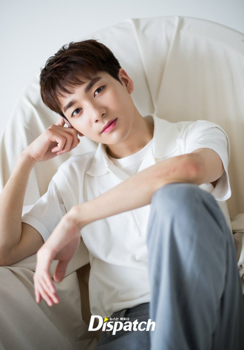 Dicon_korea's tweet photo. "쉬는 것 보다 배우고 싶었다"…'뉴이스트' 아론, 트리셀 입사

https://t.co/7slZmDRwJ0

#아론 #곽아론 #뉴이스트 #NUEST #트리셀 #treecell #Aaron #aron #인턴 #디스패치 #디패 #Dispatch #MIIM #마이밈 https://t.co/nNZP487tux
