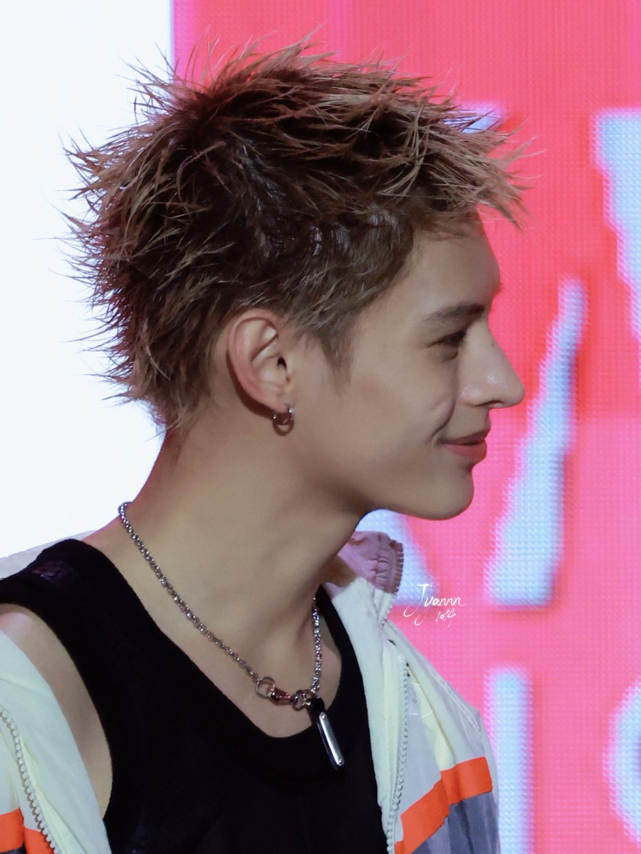 Jyannn_1014's tweet photo. 260725 😼

#제임스 #james #趙雨凡 #JAMESStarboundKMA
#CORTIS_At_KMChartAwards https://t.co/p001X17Jt7