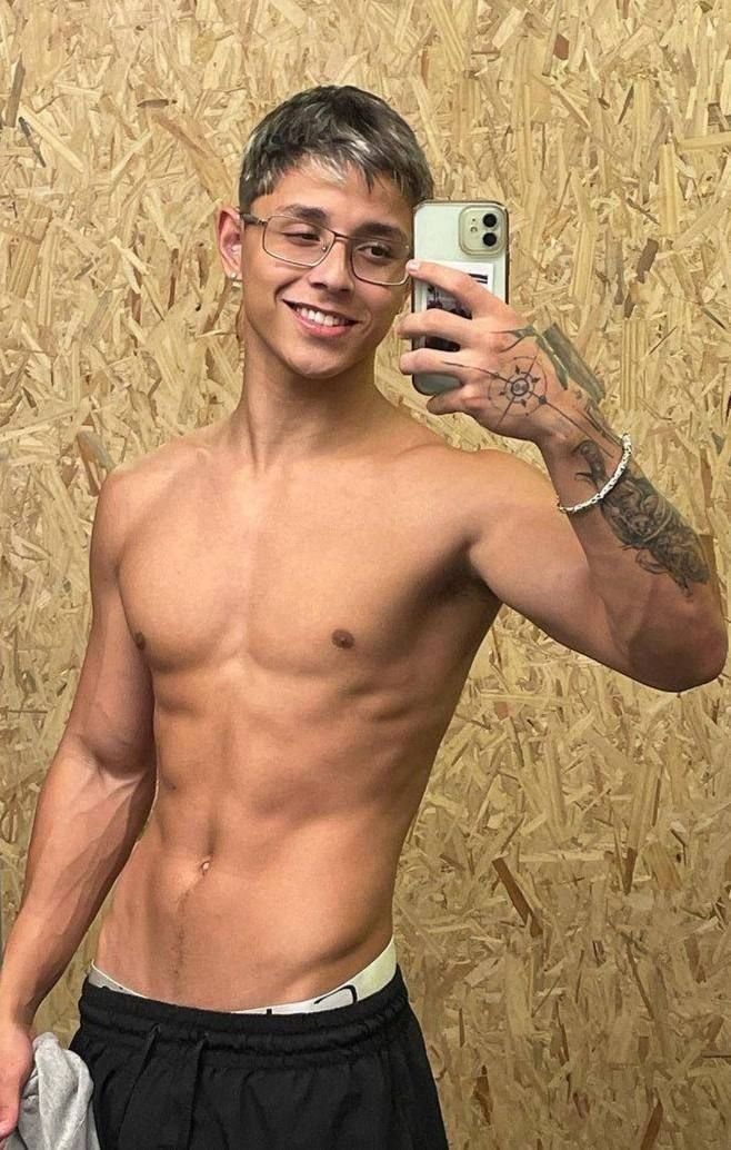 Amberpouukb's tweet photo. Novim hetero gostoso rato de academia 💦💦🤤🔥🍆

GRUPO GRÁTIS 👇🔞

✅️https://t.co/IvwCNbIctg

GRUPO VIP 👇🔞

✅️https://t.co/bKpK0kVIqG https://t.co/J7isaIv0UM