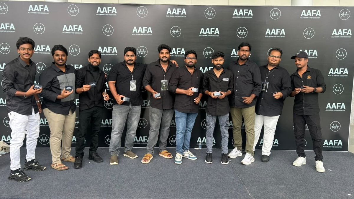 AIAFA_VIJAYAWAD's tweet photo. Team KRISHNA DISTRICT 💗🙏🙌
At #AAFA Annual summit #AlluArjunFansAssociation
@subburaguri @nAArendraYadav https://t.co/VnV3f2Kwk3