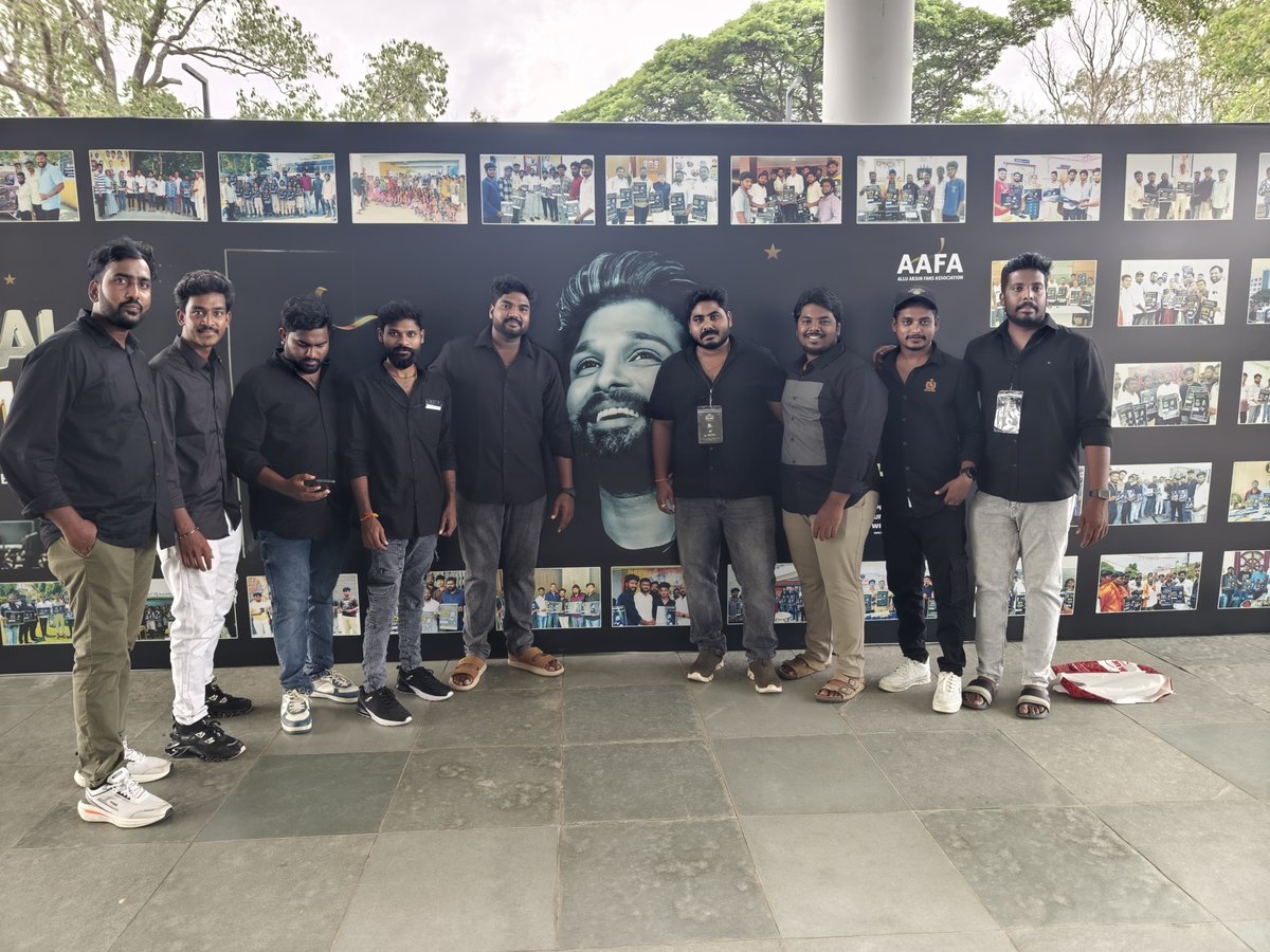 AIAFA_VIJAYAWAD's tweet photo. Team KRISHNA DISTRICT 💗🙏🙌
At #AAFA Annual summit #AlluArjunFansAssociation
@subburaguri @nAArendraYadav https://t.co/VnV3f2Kwk3