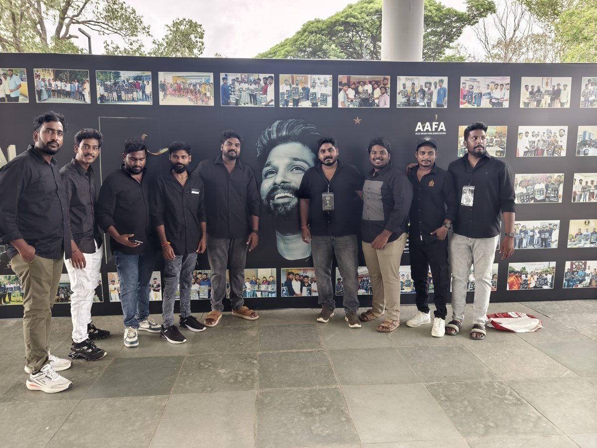 AIAFA_VIJAYAWAD's tweet photo. Team KRISHNA DISTRICT 💗🙏🙌
At #AAFA Annual summit #AlluArjunFansAssociation
@subburaguri @nAArendraYadav https://t.co/VnV3f2Kwk3