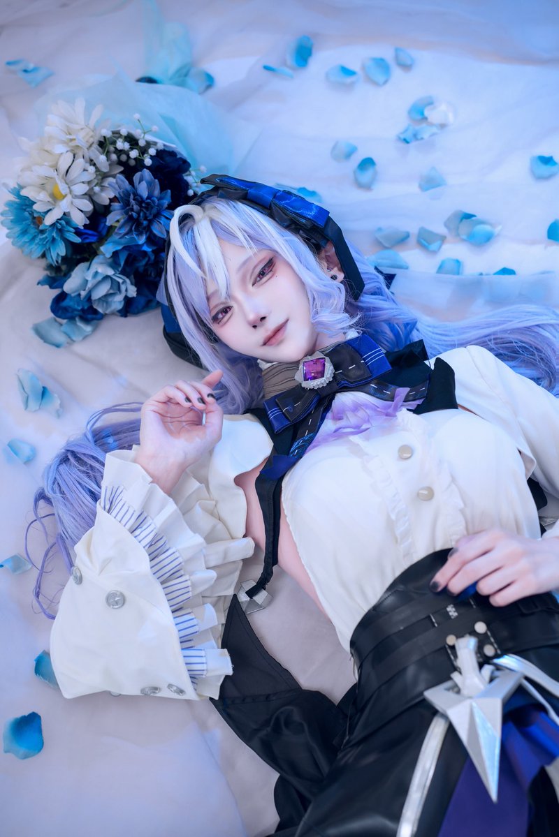 Aslaba_X's tweet photo. 【Cosplay ☂️】

 ︎︎
                  『 スミレの弔い 』

 ︎︎
#zzzero #VivianBanshee https://t.co/EWAq1eczSk