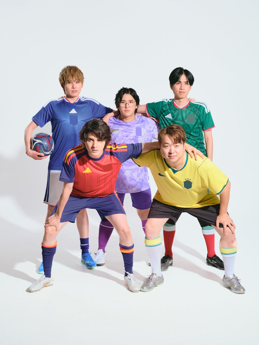 gamersxgamers's tweet photo. 【大切なお知らせ】
げまげまの新しい宣材写真です。
5年ぶりぐらいに撮り直しました。

また、げまげまがインスタを作りました。
更新をなるべく頑張りますので、リプ欄からフォロー&amp;熱血応援をお願いします。

@Eclair08 @sutanmiJPN @Jasper7se　　 @syaruruuu @tanukininja_jp https://t.co/nWGNqMzPHs