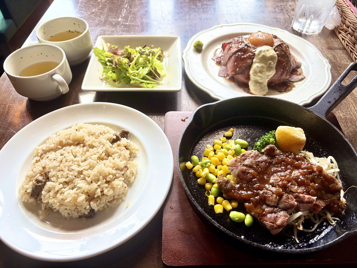 K___RISE's tweet photo. 今日は有給❗️
肉バル モダンミールでランチ🍖 https://t.co/uc0julxEp5