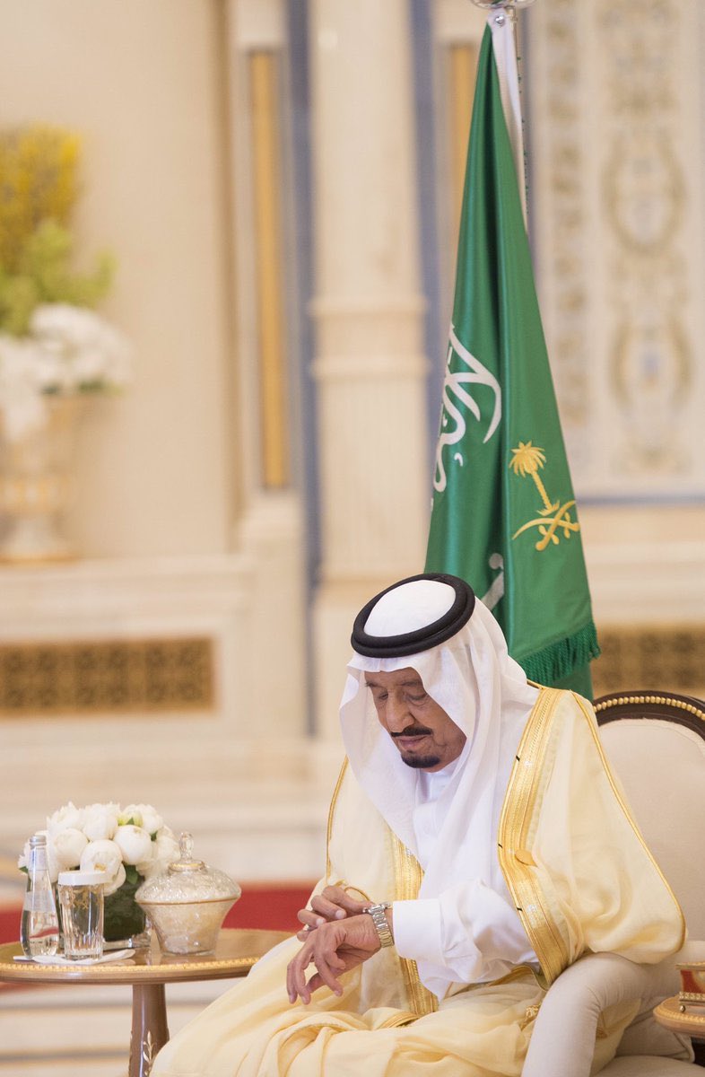 B0fahad511's tweet photo. حين قررت السعودية تطبيق الصمت الإستراتيجي ضد الإستفزازات بداية الحرب

صارت حديث الـعالـم .

وحين قررت تطبيق مبدأ  ﴿فَمَنِ اعْتَدَىٰ عَلَيْكُمْ فَاعْتَدُوا عَلَيْهِ بِمِثْلِ مَا اعْتَدَىٰ عَلَيْكُمْ﴾.

هــزة الـعالـــم . 

قدرنا كـ سعوديين أن صمتنا مؤثر وردنا مزلزل .. https://t.co/ybe6WBaPkj