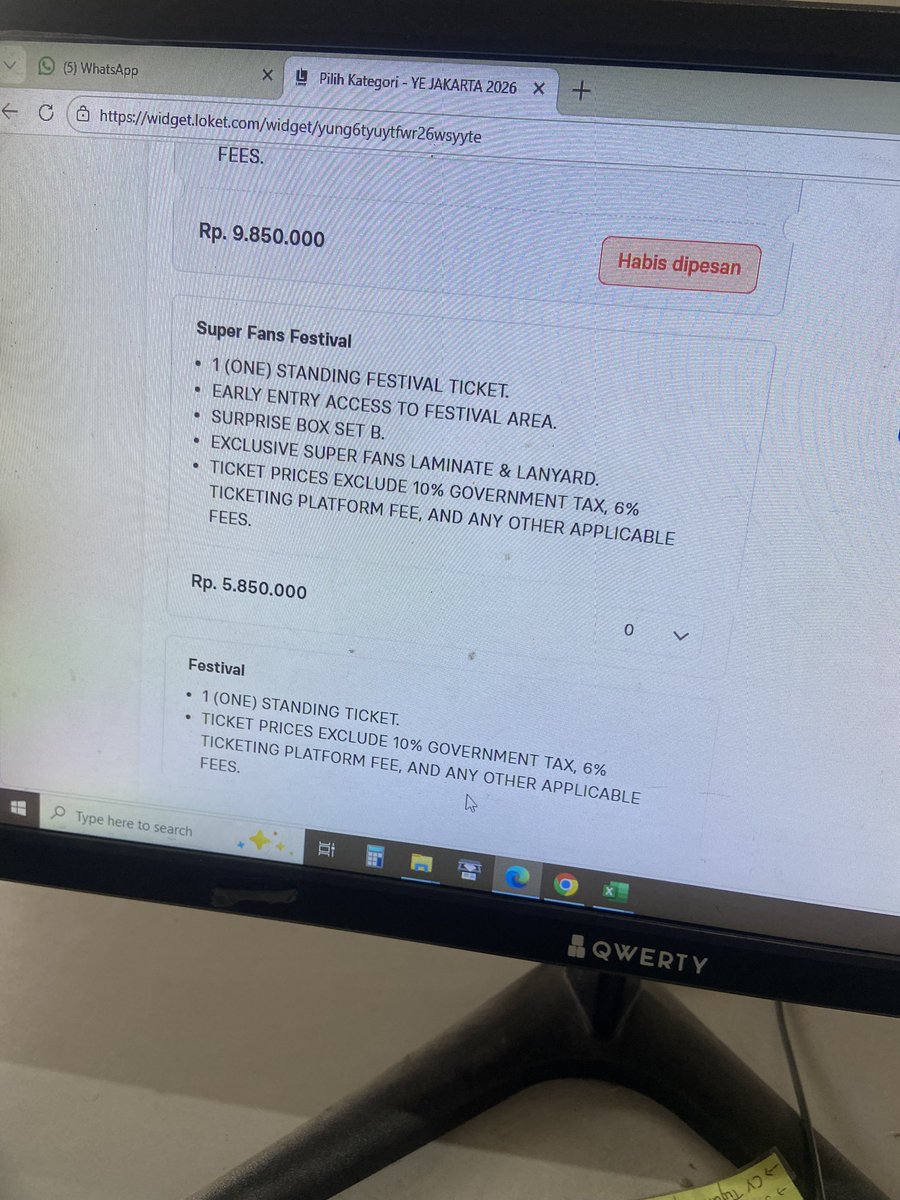 jlovenaa's tweet photo. nyoba war kanye tadi masuk di 700an terus war sebelum2nya juga Alhamdulillah dapet mulu itu tiket tapi anehhh bgt pas jnjm kokk gabisa dapet war sendiri yaaaaa 😭😭 https://t.co/VlMR82fVWr