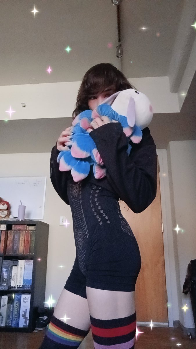 Joeylittle69's tweet photo. Look at my butt!!! 🫣😆
Look at my plushie 🥰😘
Look at my twink baby bubble butt 😂 
#babybubblebutt https://t.co/HPMPBBlt7h
