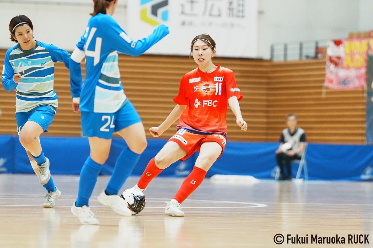 RUCK_PR's tweet photo. 選手コメント🎤
No.10 平田梨豊
この度、初めて女子フットサル日本代表候補に選出していただきました。
この貴重な機会に感謝し、たくさんのことを吸収しながら、自分の強みである攻撃力をしっかりアピールしてきます。自覚と責任を持ち、精一杯頑張ってきます。

#福井丸岡RUCK
#日本代表候補 https://t.co/TwPjSvdIVb