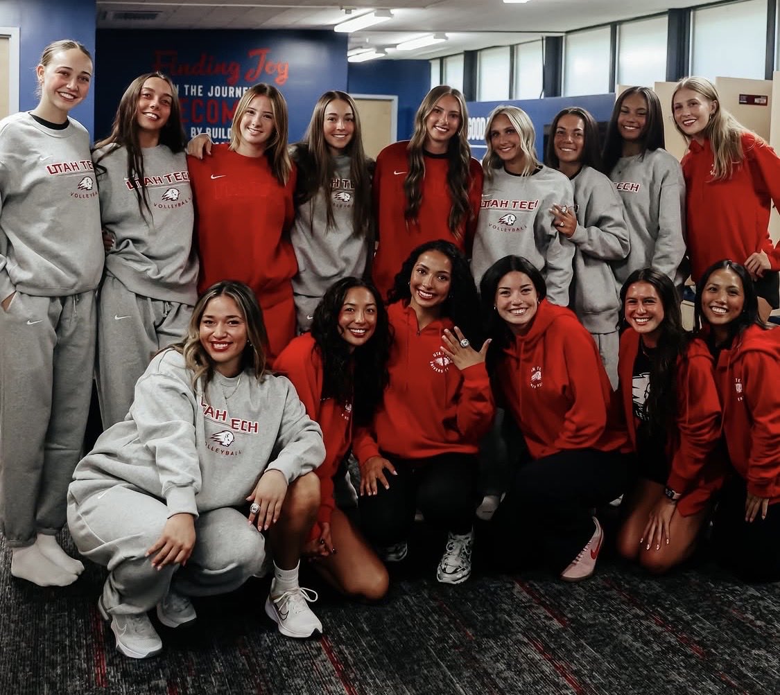 UtahTech_VB's tweet photo. Gear haul🤩

#UtahTechisHere | #BigSkyVB https://t.co/SHHcod5BQM