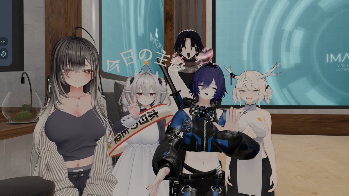 Chomotimoti's tweet photo. 昨日はフレンドさんの誕生日お祝いしてチルワでゆったりと充実したVRChatでした～みんな毎度遊んでくれてありがと～　#Millthina3D #VRChat始めました https://t.co/BmmBaBHwvr